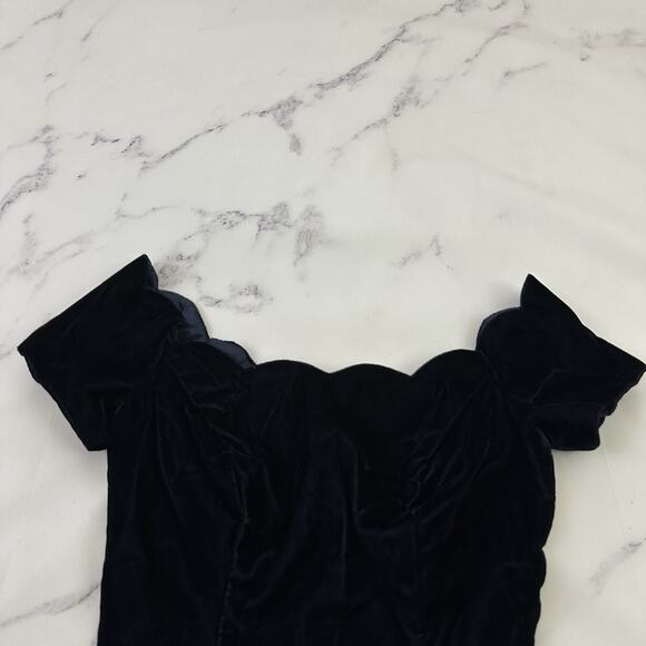 Roberta Womens Vintage Velvet Cocktail Party Dress Size 6 Navy Blue Scallop - Picture 2 of 11